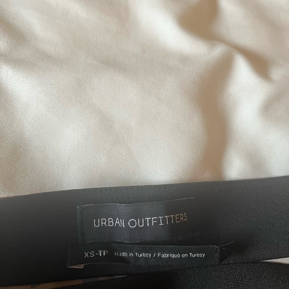 Urban outfitters cheetah print midi skirt | XS | worn once - Picture 3 of 3